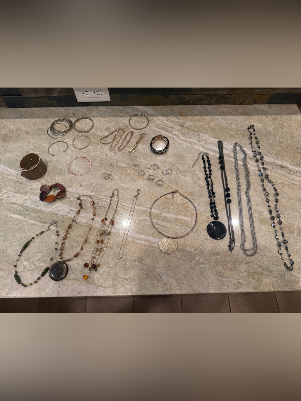 Assorted Women’s Fashion Jewelry Lot - Black, Silver, Gold , Brown, Multicolor